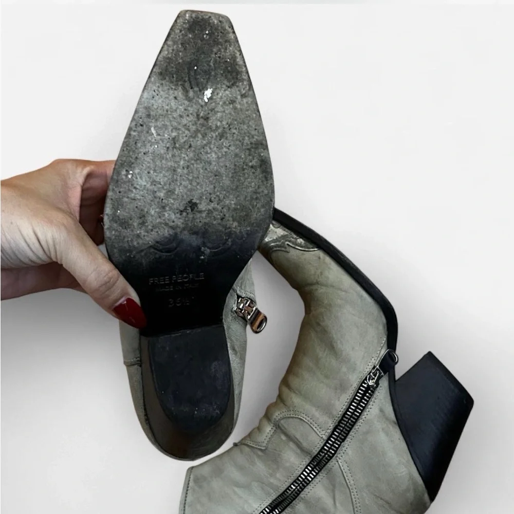 Free People ash white. Silver metal tip toe booties. 2 1/4 heel. Side zipper. - Picture 5 of 8